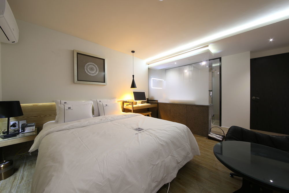 Avenue Hotel Jeonju Eksteriør billede