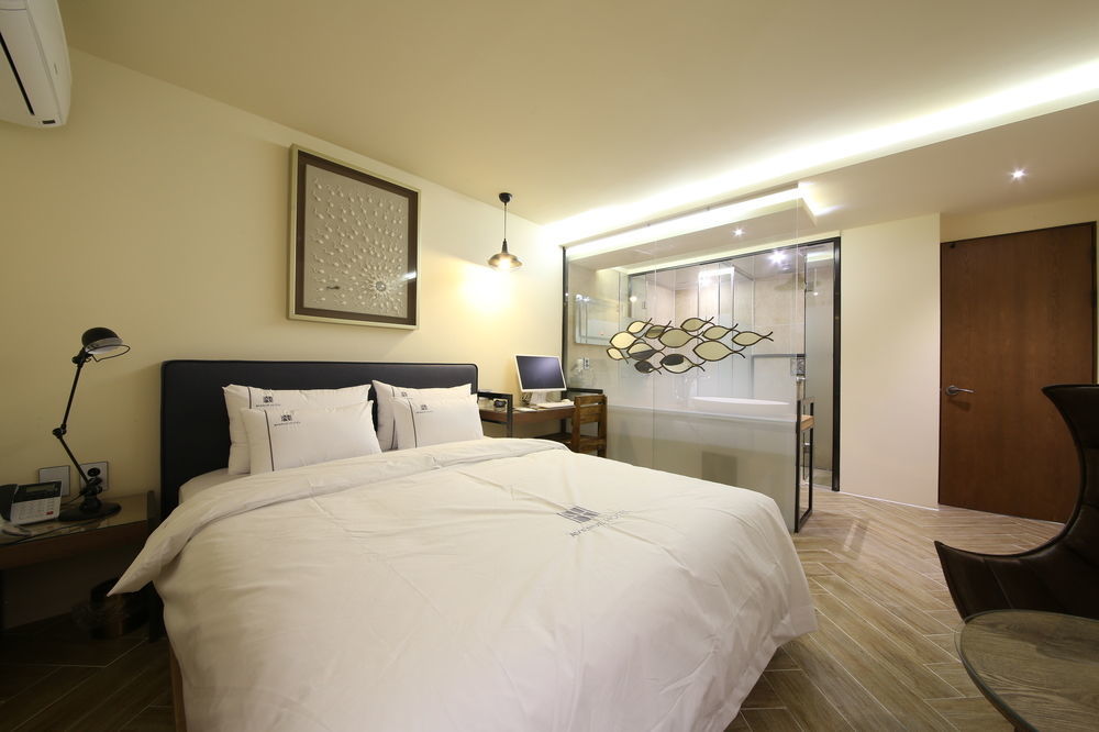Avenue Hotel Jeonju Eksteriør billede